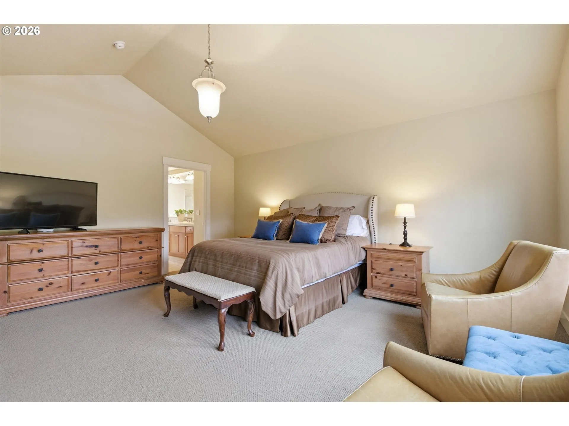 Bedroom, Primary-Vaulted Ceilings