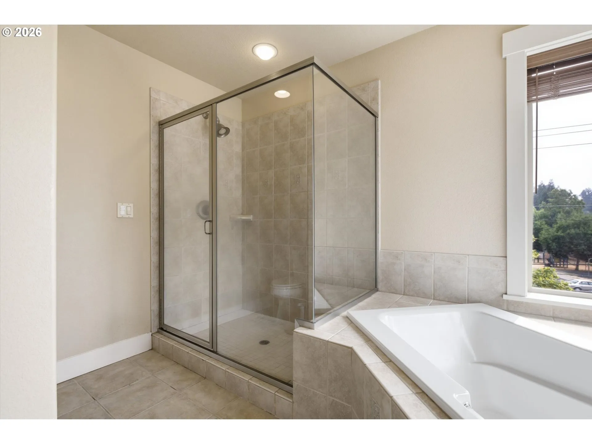 Bathroom-Walk in Shower