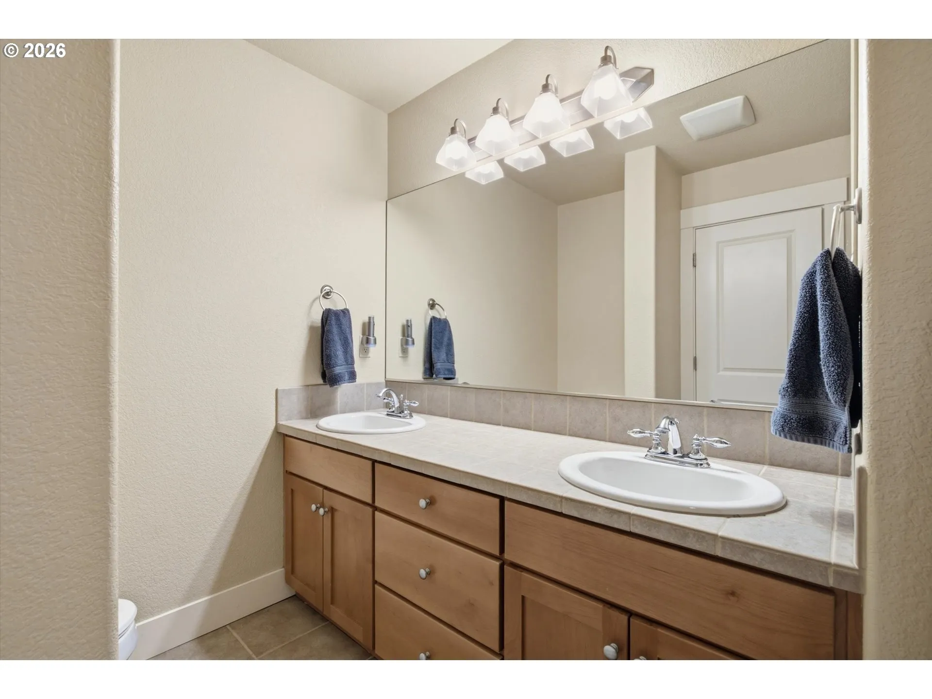 Bathroom-Double Sinks