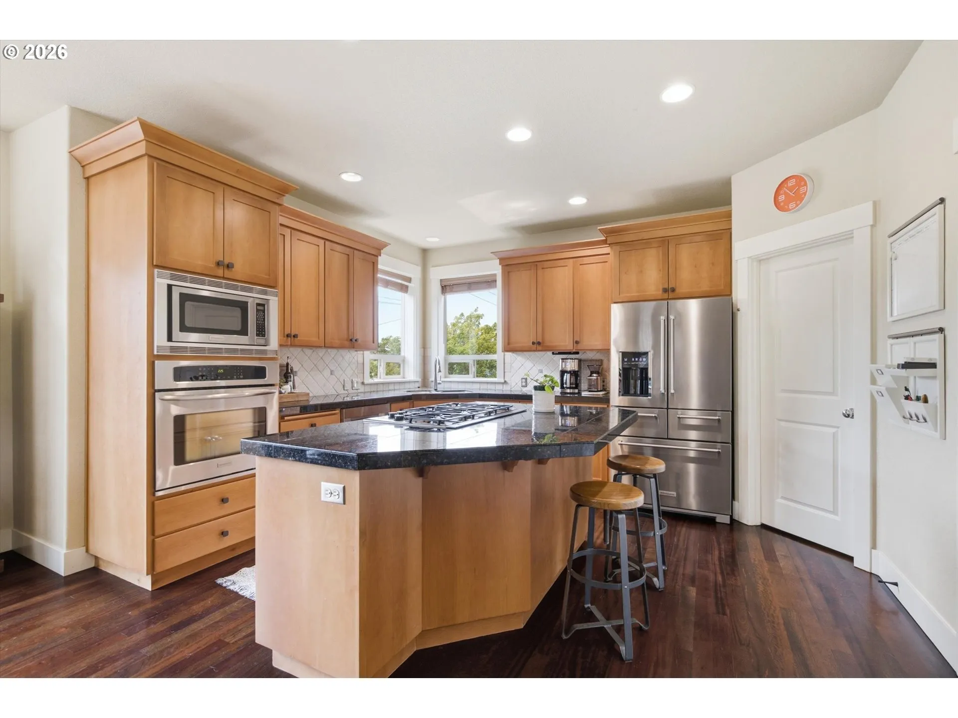 Kitchen-Island