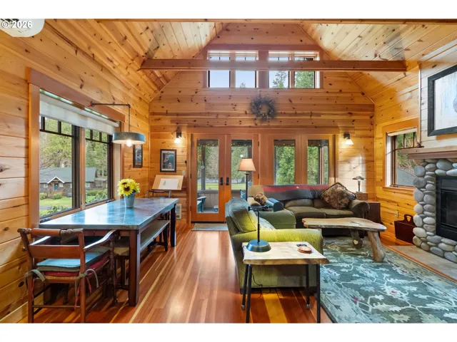 Living Room/Dining Room