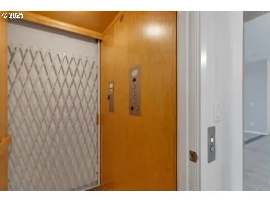 Elevator