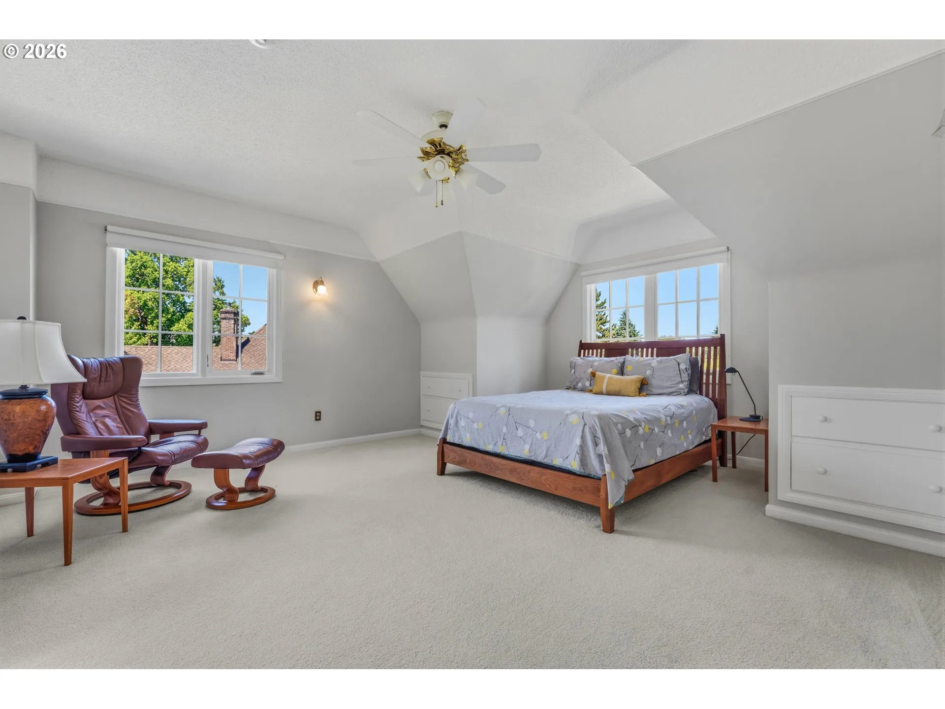 Bedroom-Upper