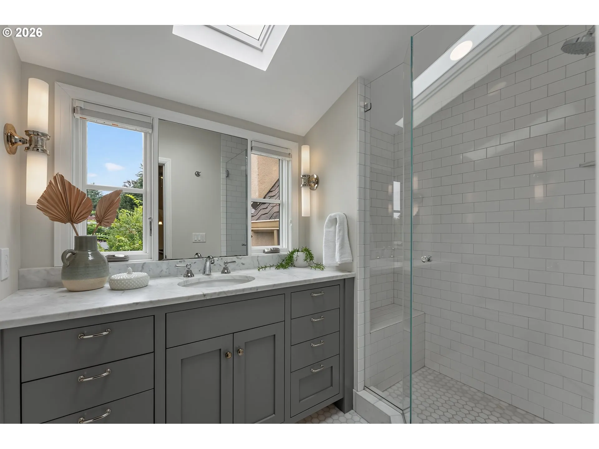 Bathroom-Upper