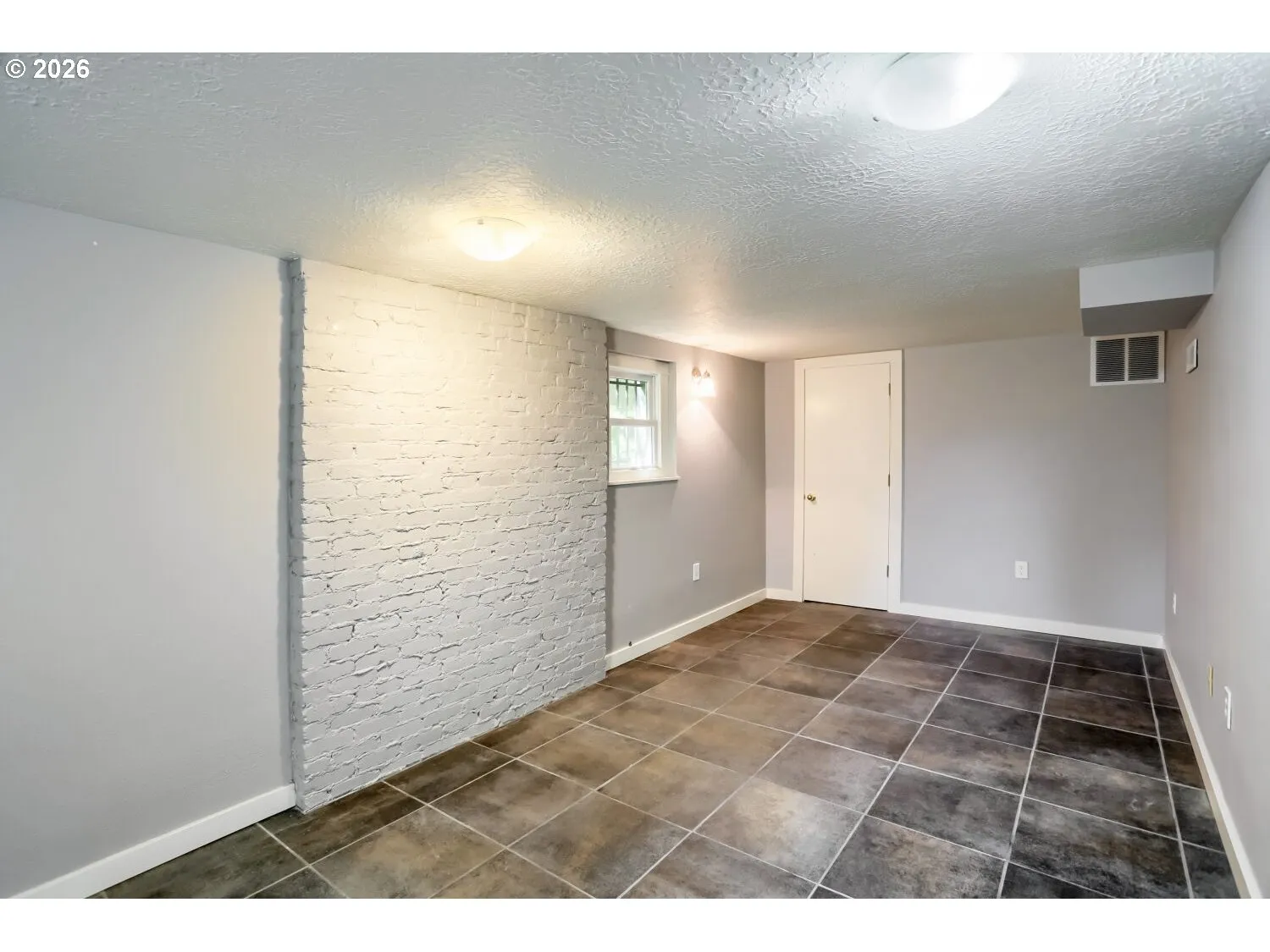 Family Room-Lower