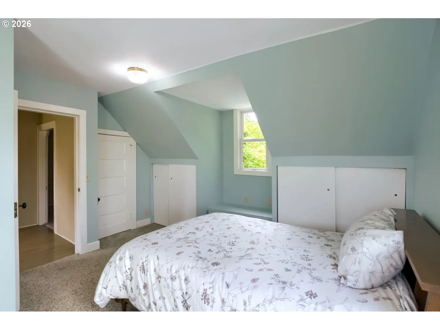 Bedroom, Primary-Upper