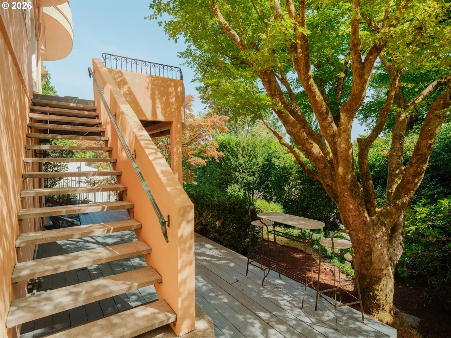 Deck-Lower