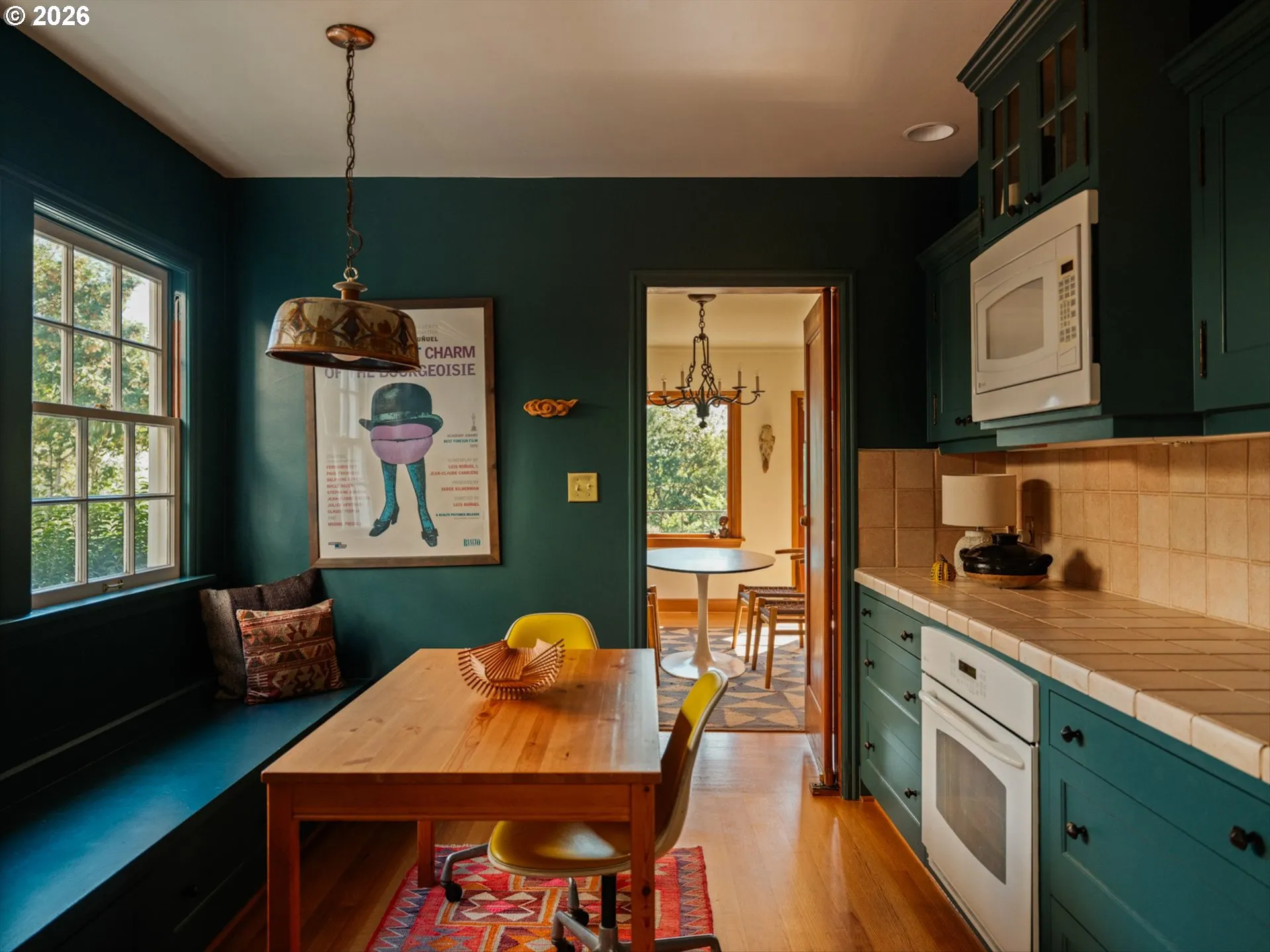 Kitchen-Eating Area