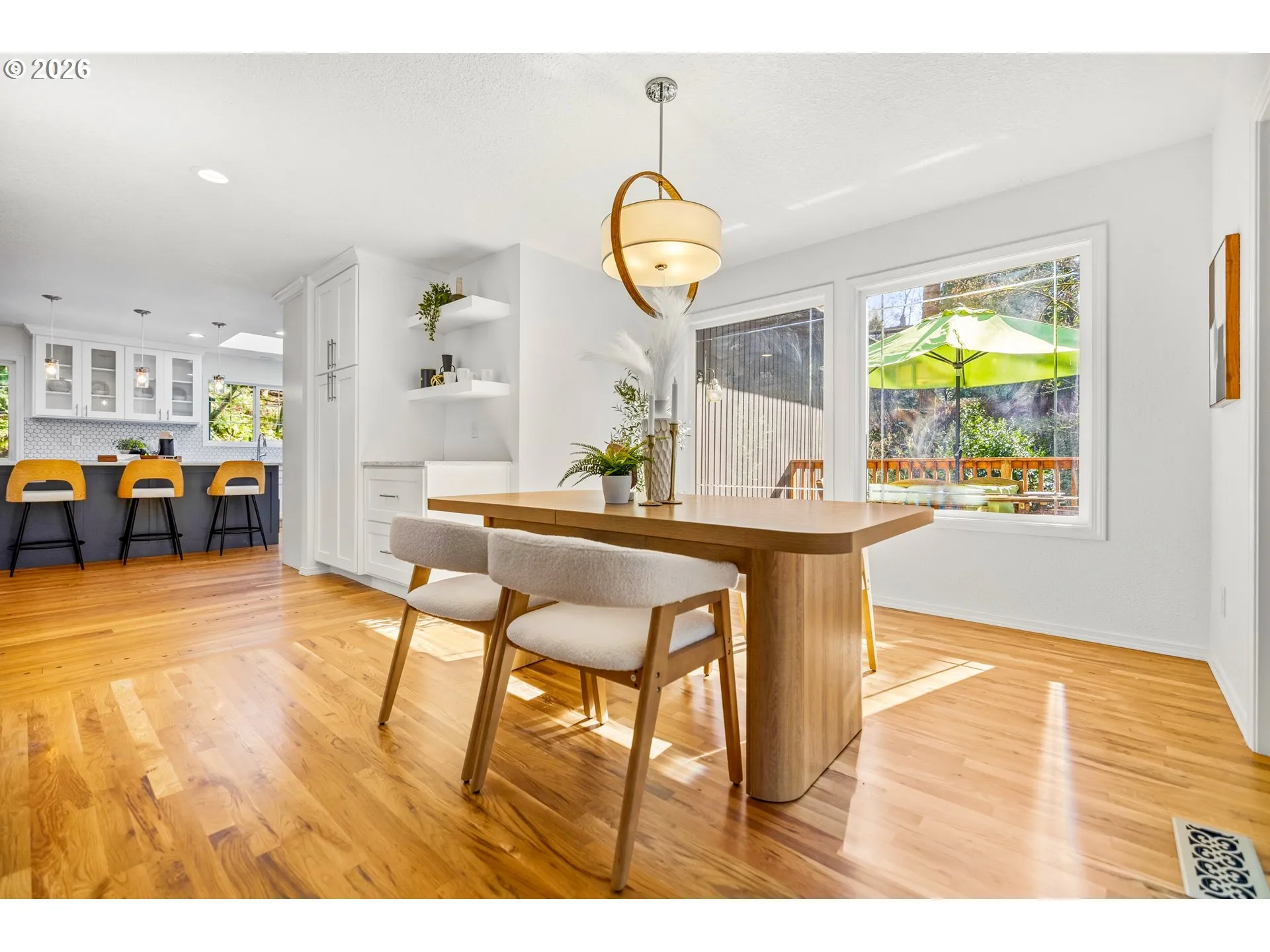 Dining Room-Built-In Cabinets