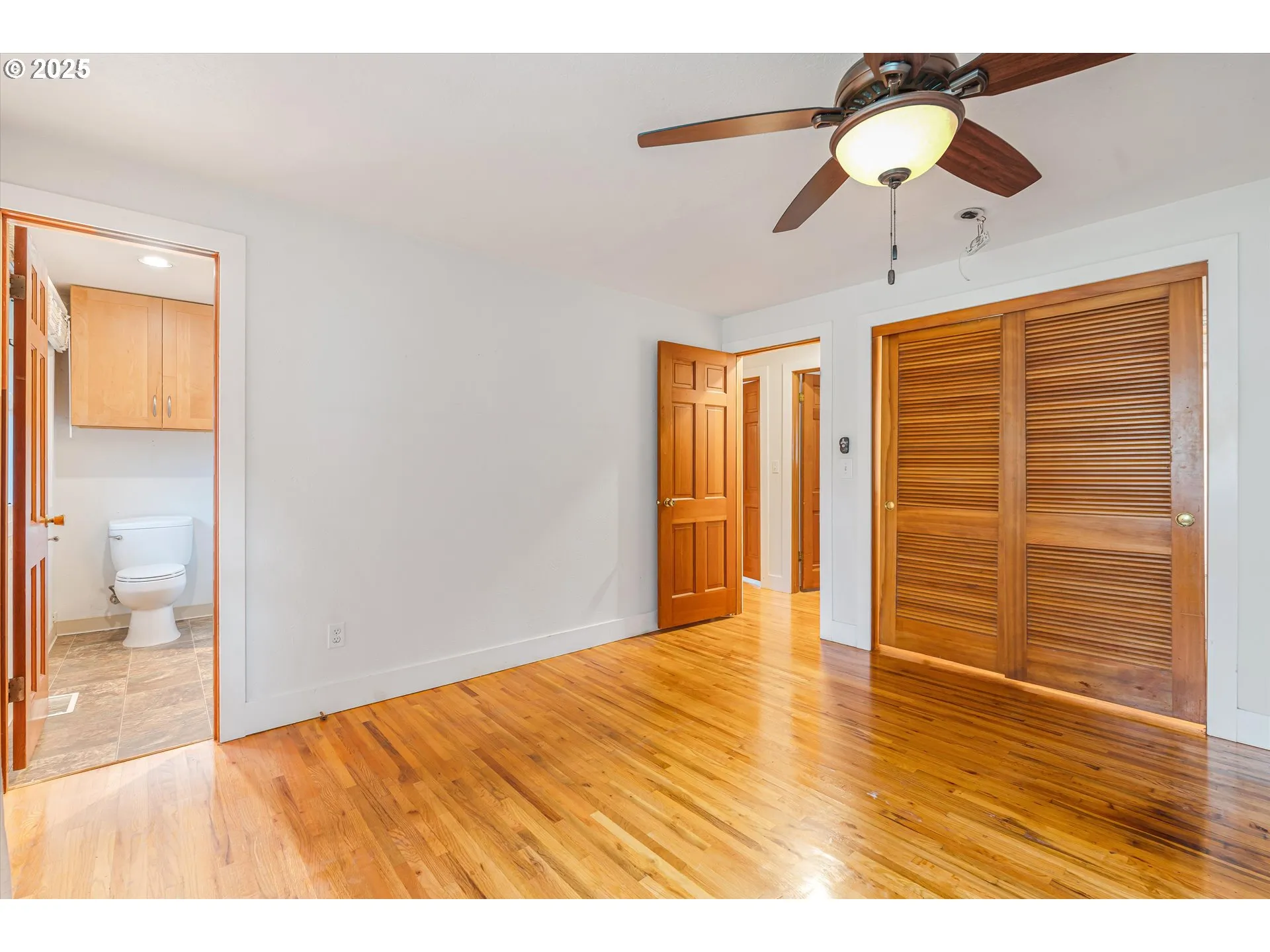 Bedroom, Primary-Ceiling Fan