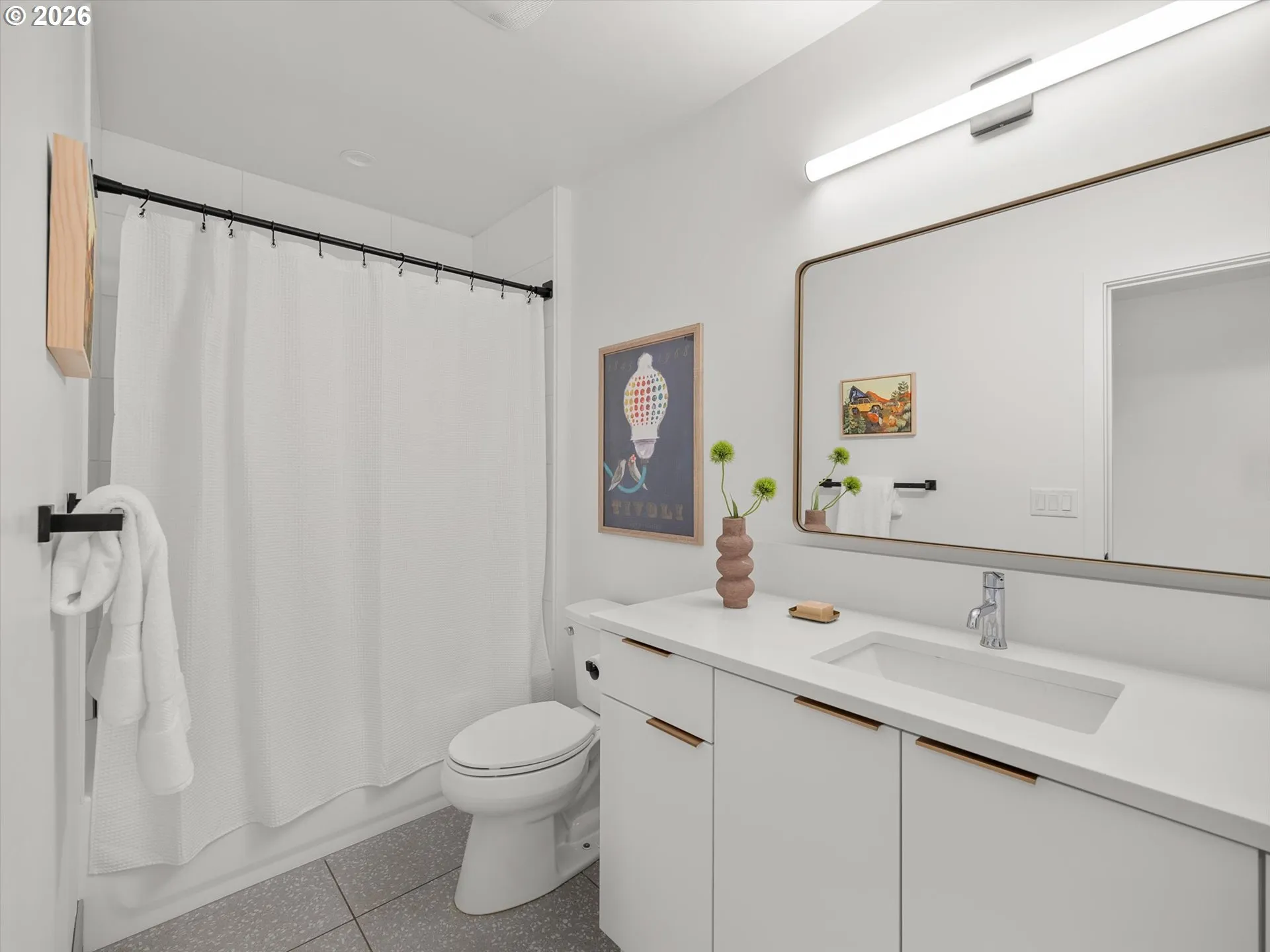 Bathroom-Lower
