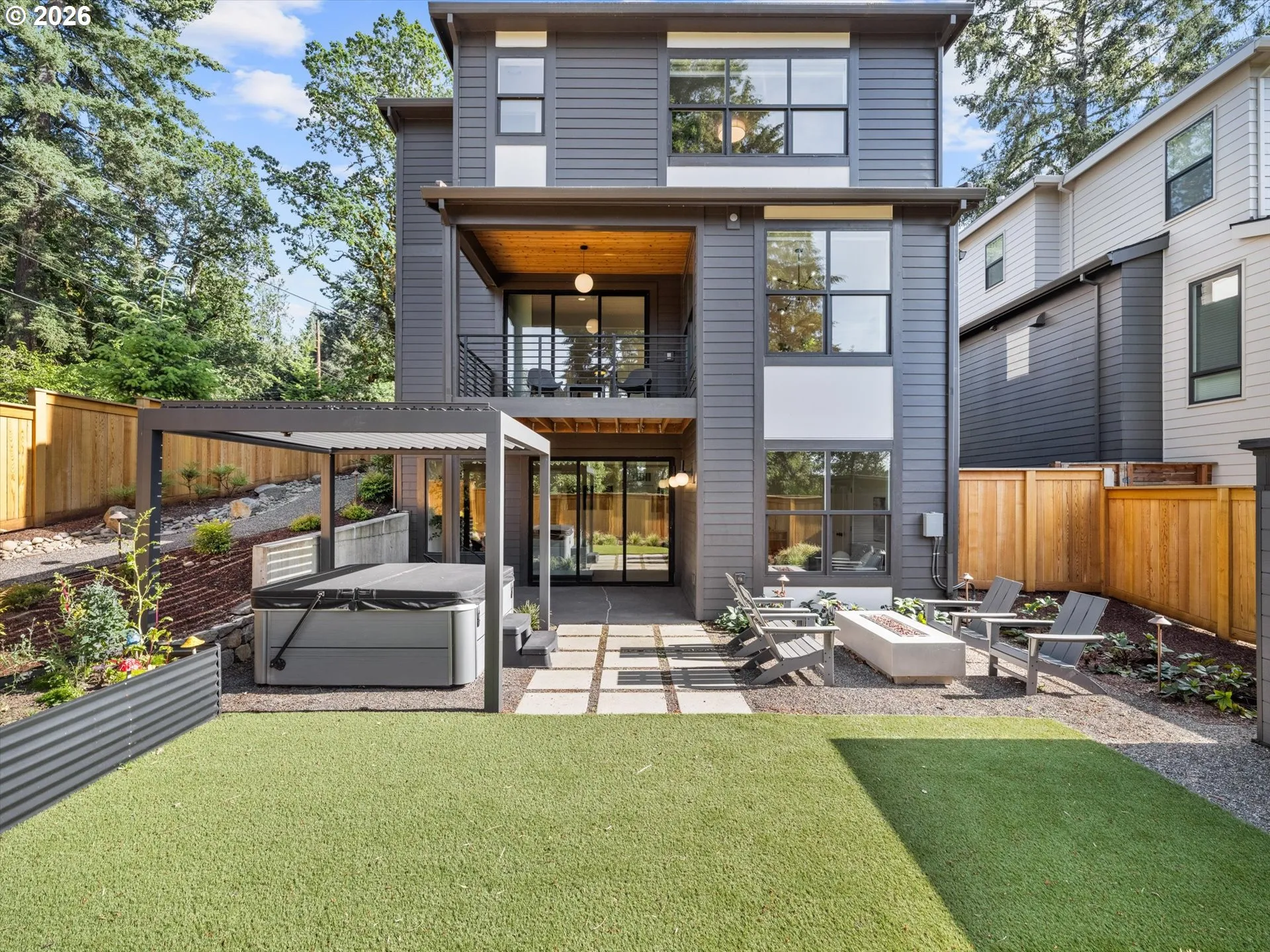 Yard-Back