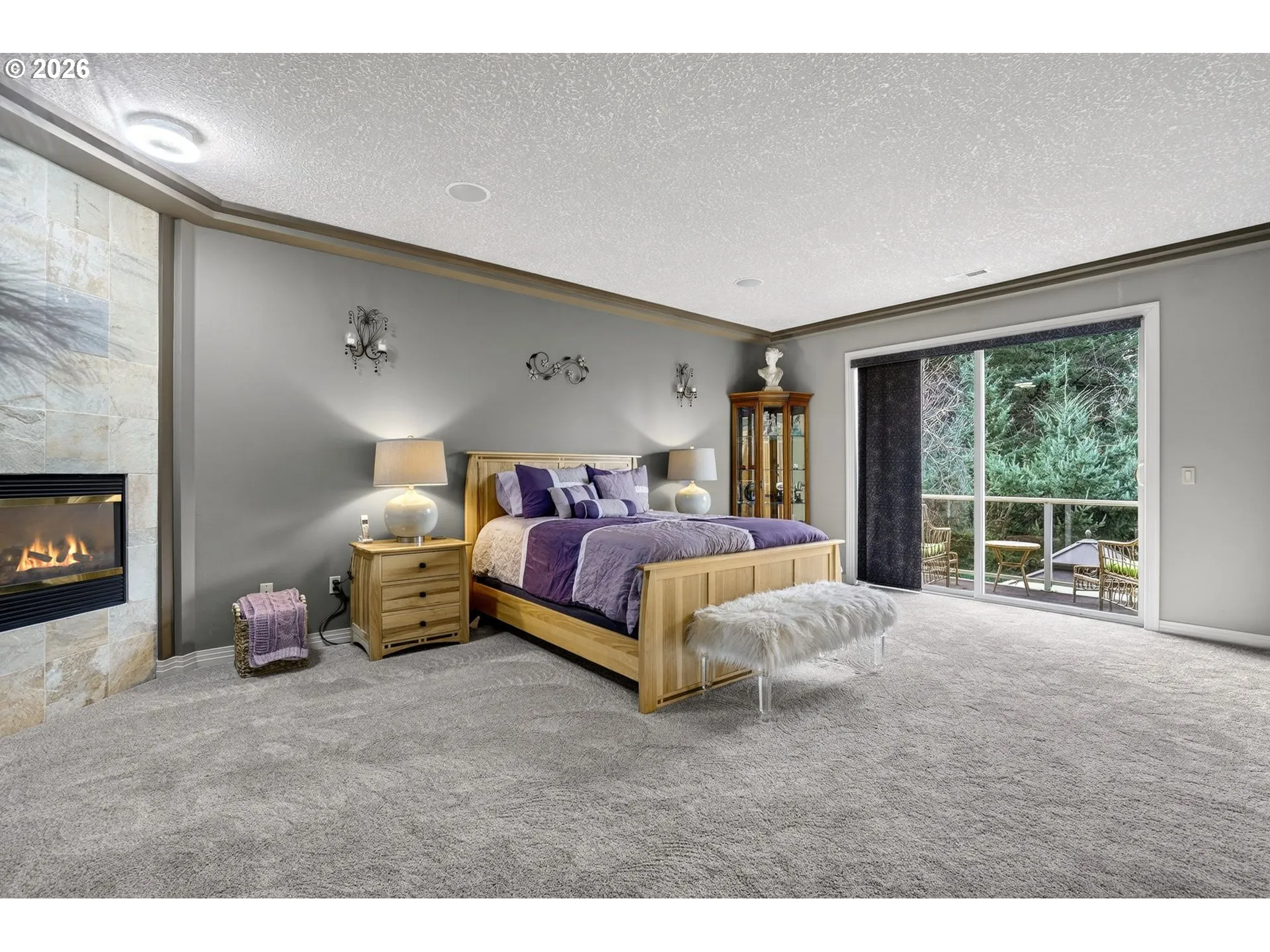 Bedroom, Primary