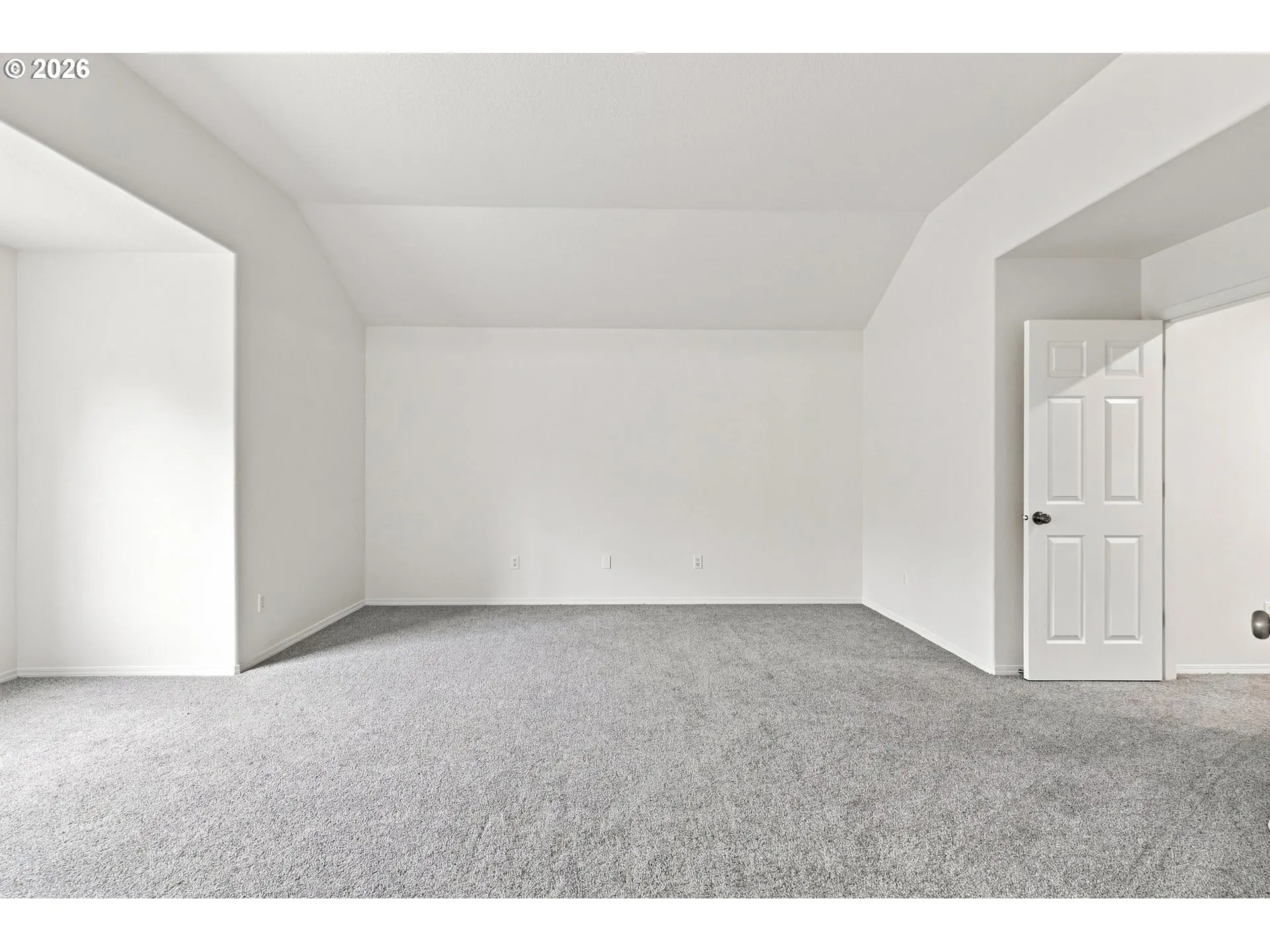 Bedroom, Primary
