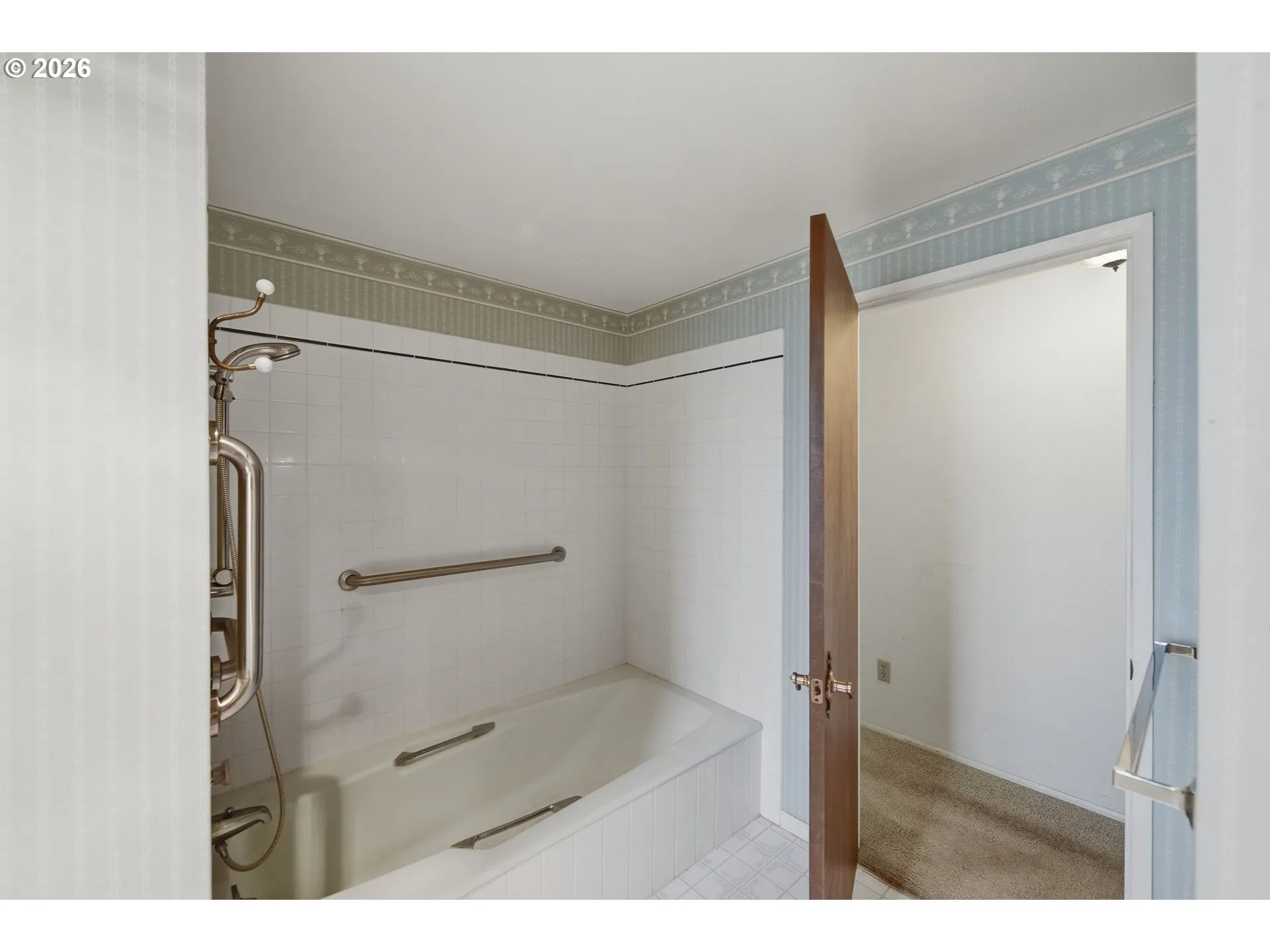 Bathroom-Hall
