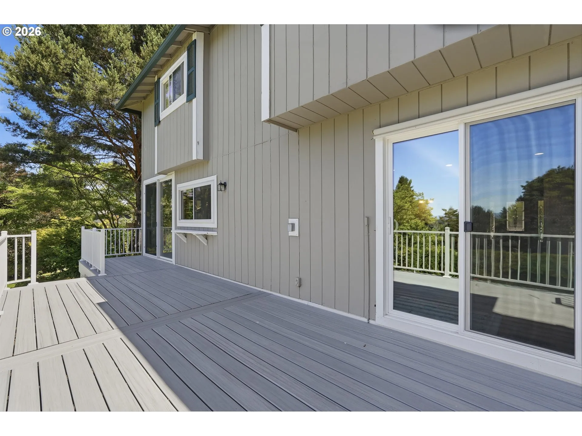 Deck-Main