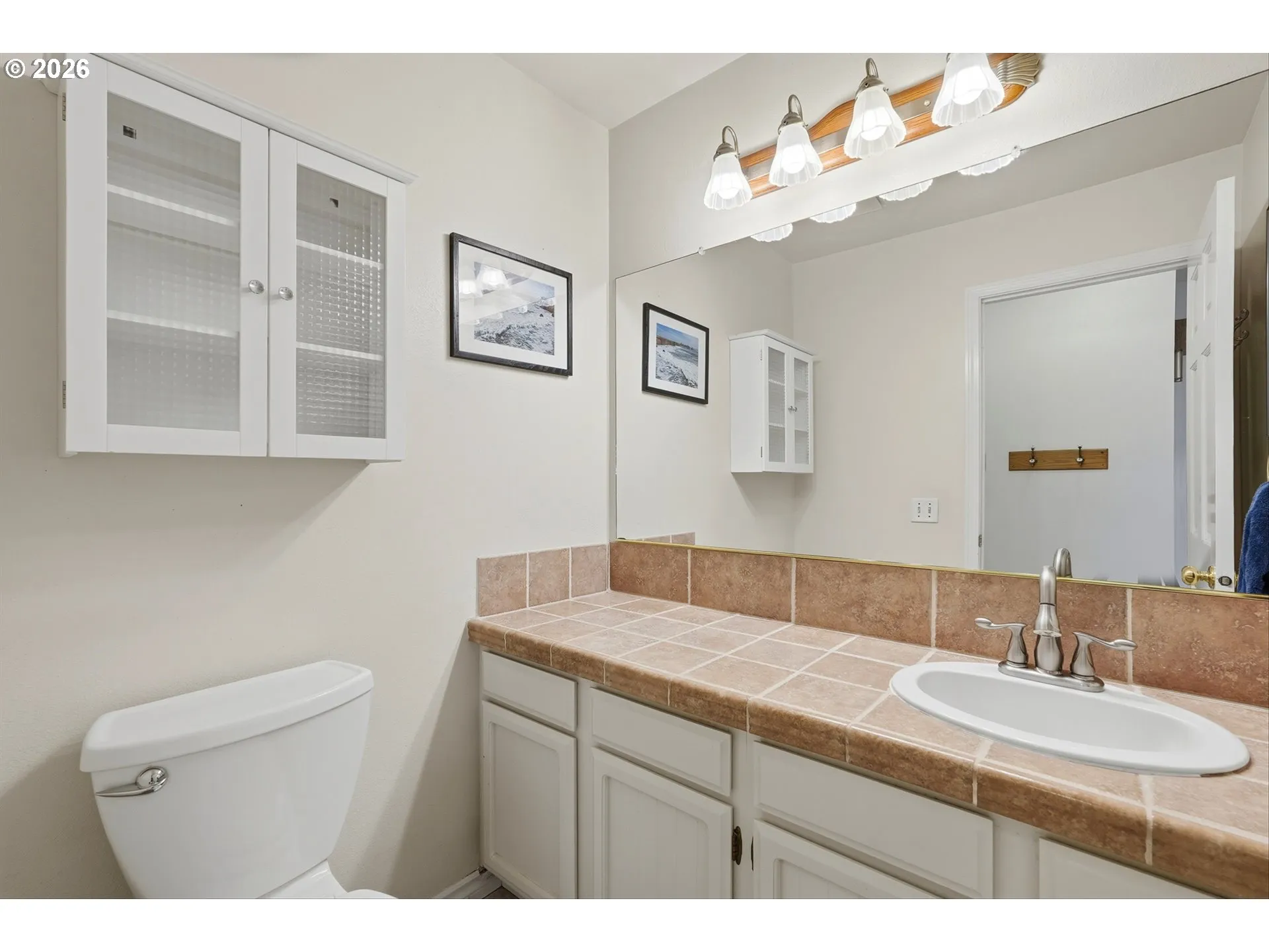 Bathroom-Lower