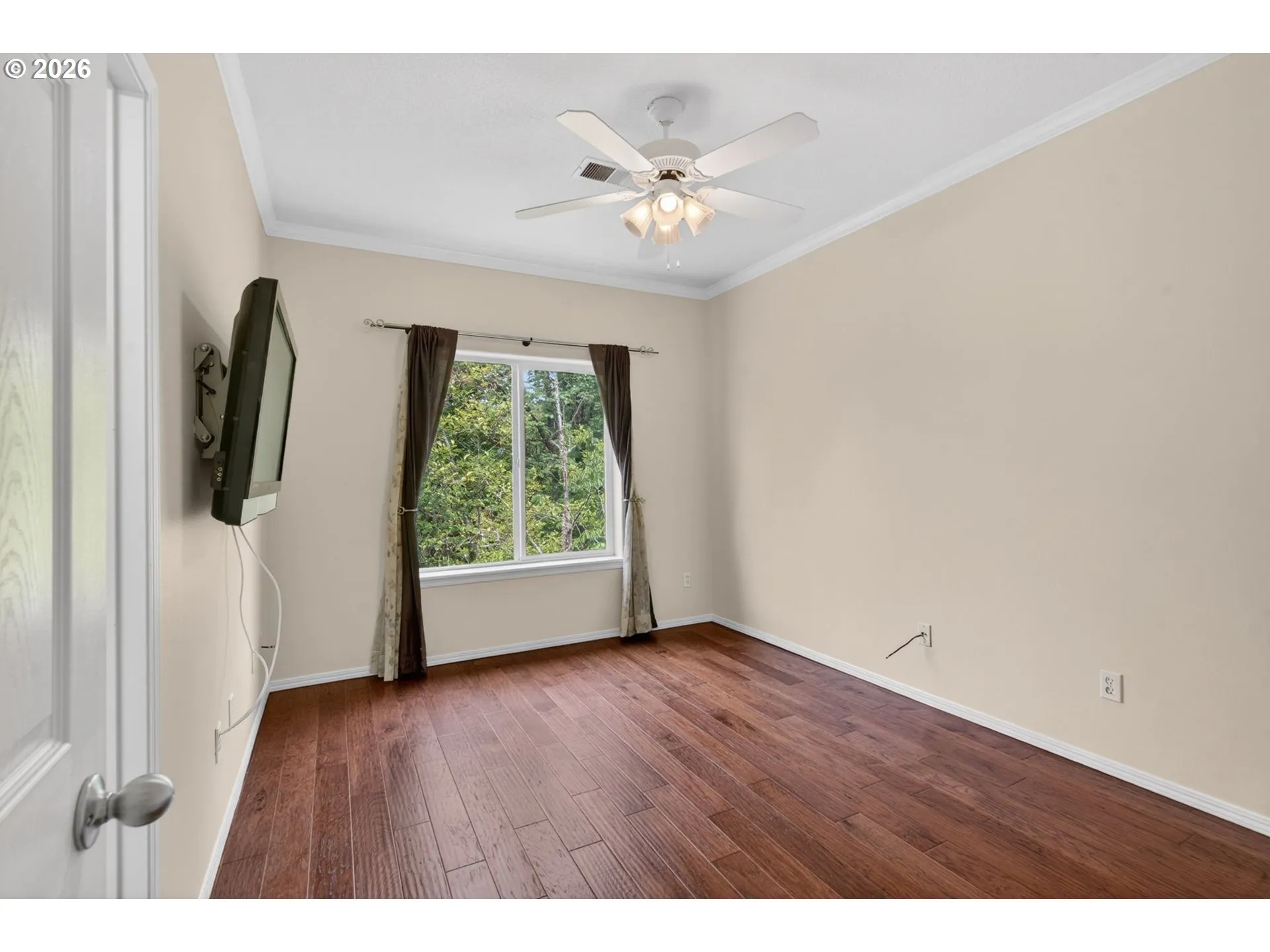 Bedroom, Primary-Upper