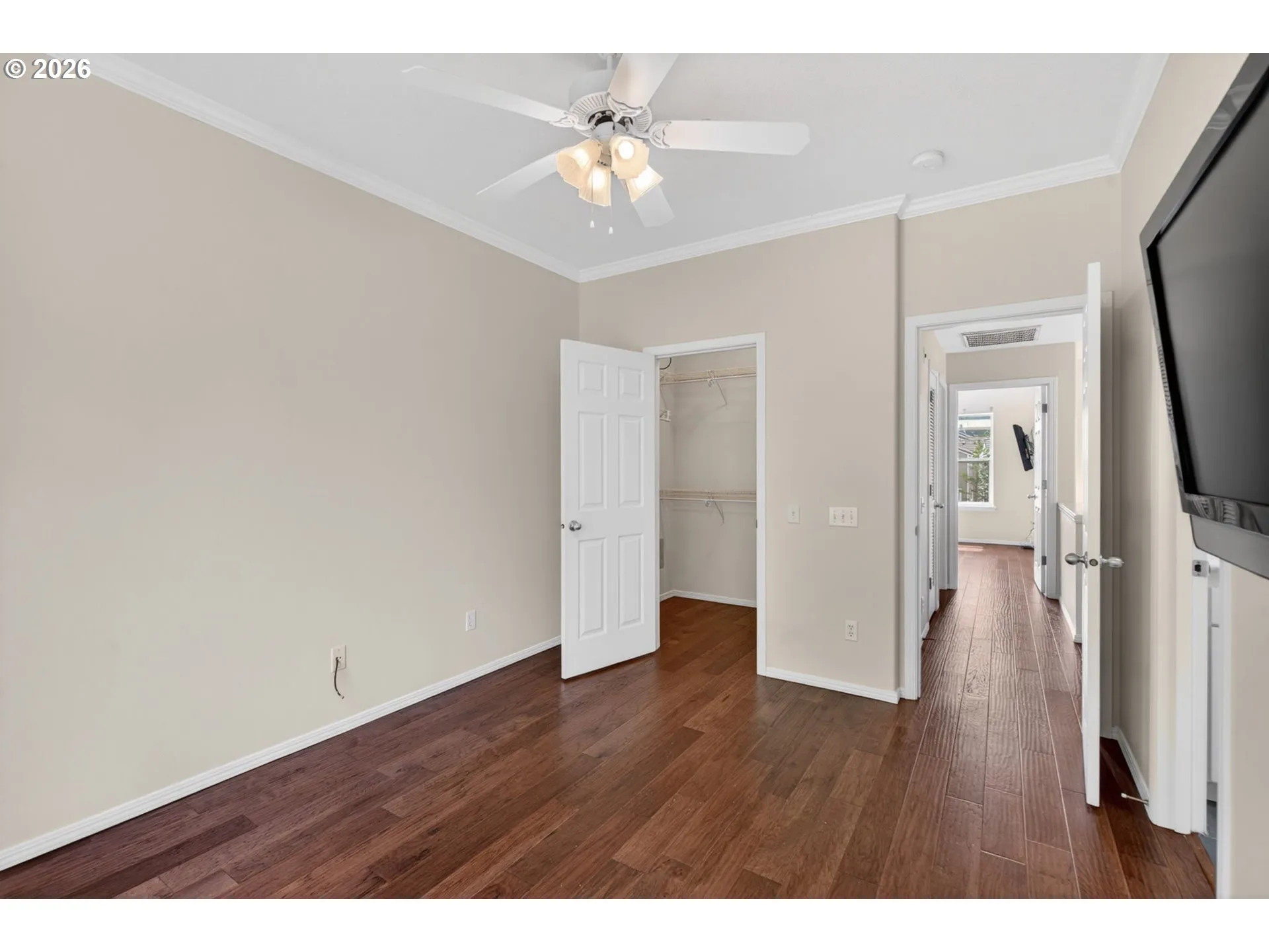 Bedroom, Primary-Upper