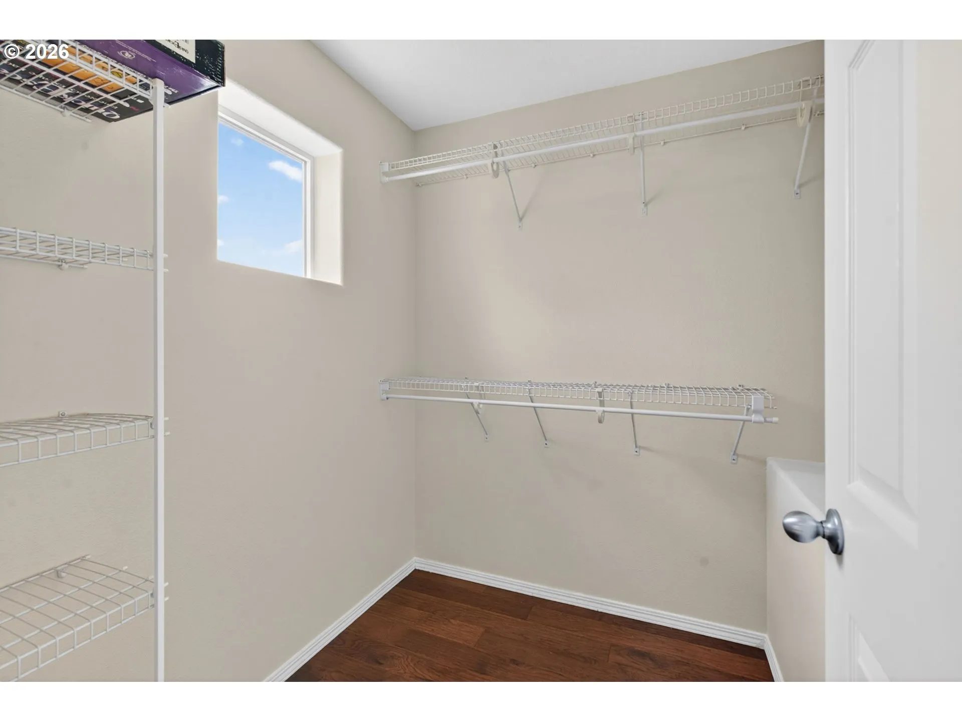 Bedroom-Walk-In Closet