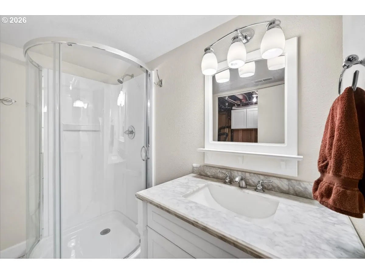Bathroom-Lower