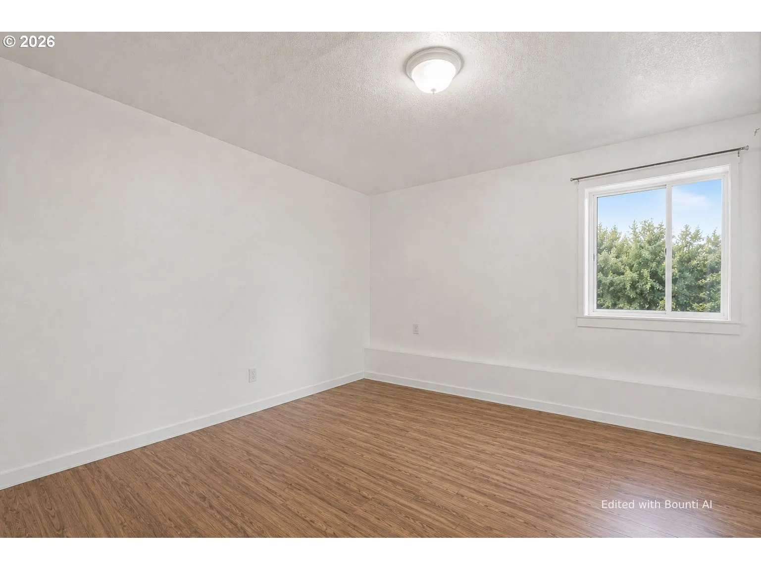 Bedroom-Lower