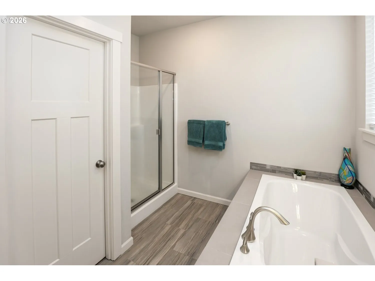Bathroom-Walk in Shower