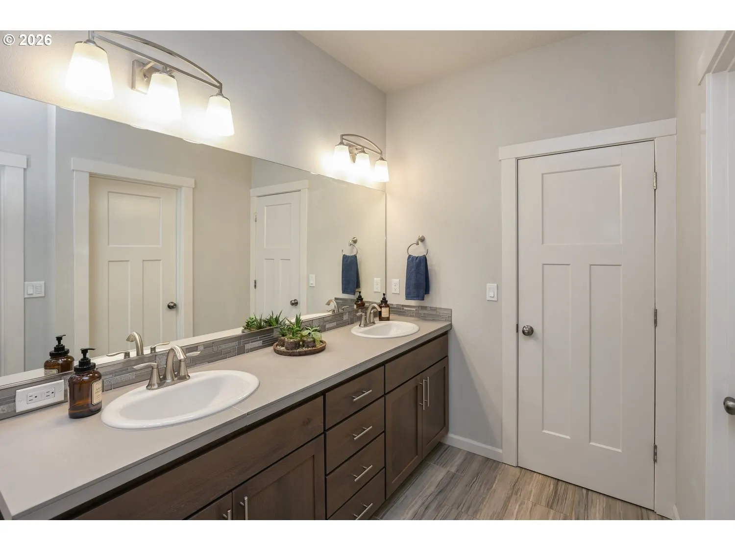Bathroom-Double Sinks