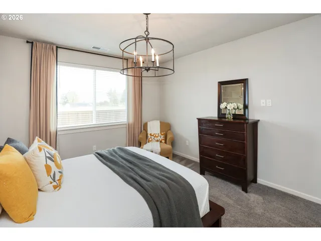 Bedroom, Primary