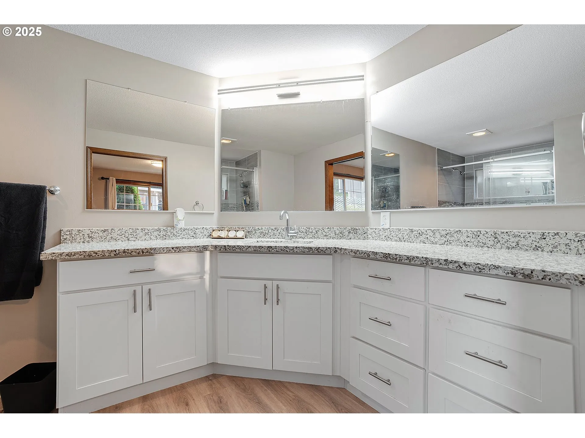 Bathroom, Attached