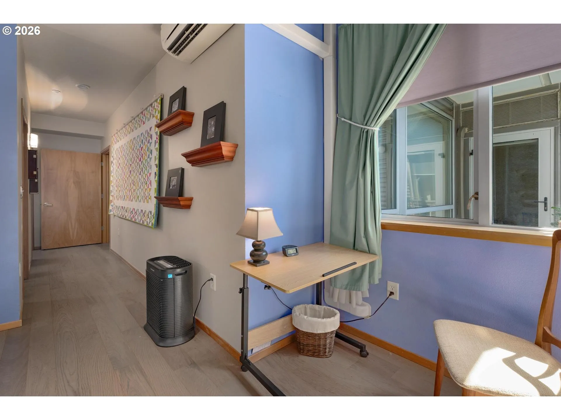 Bedroom, Primary