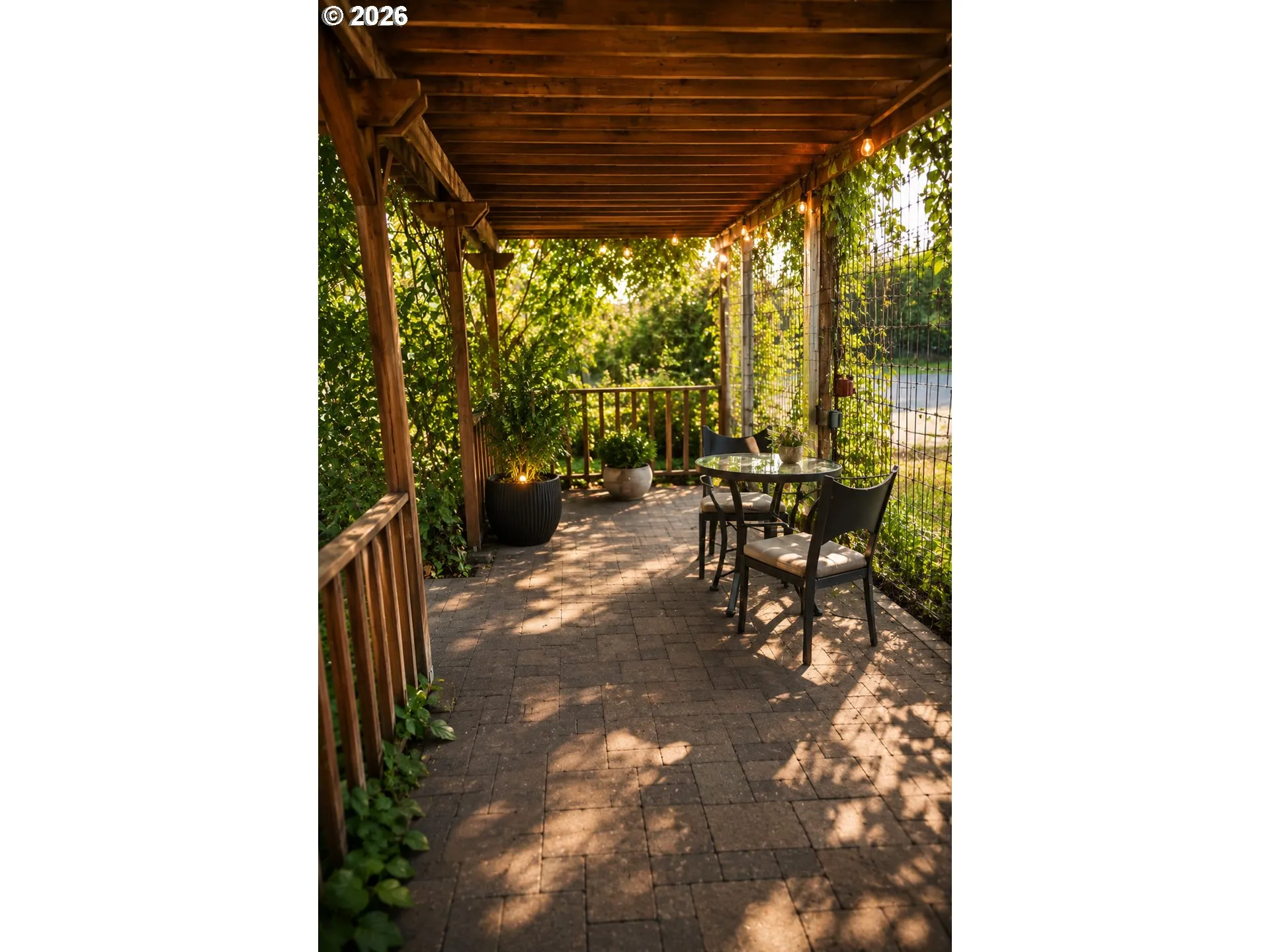 Yard-Back