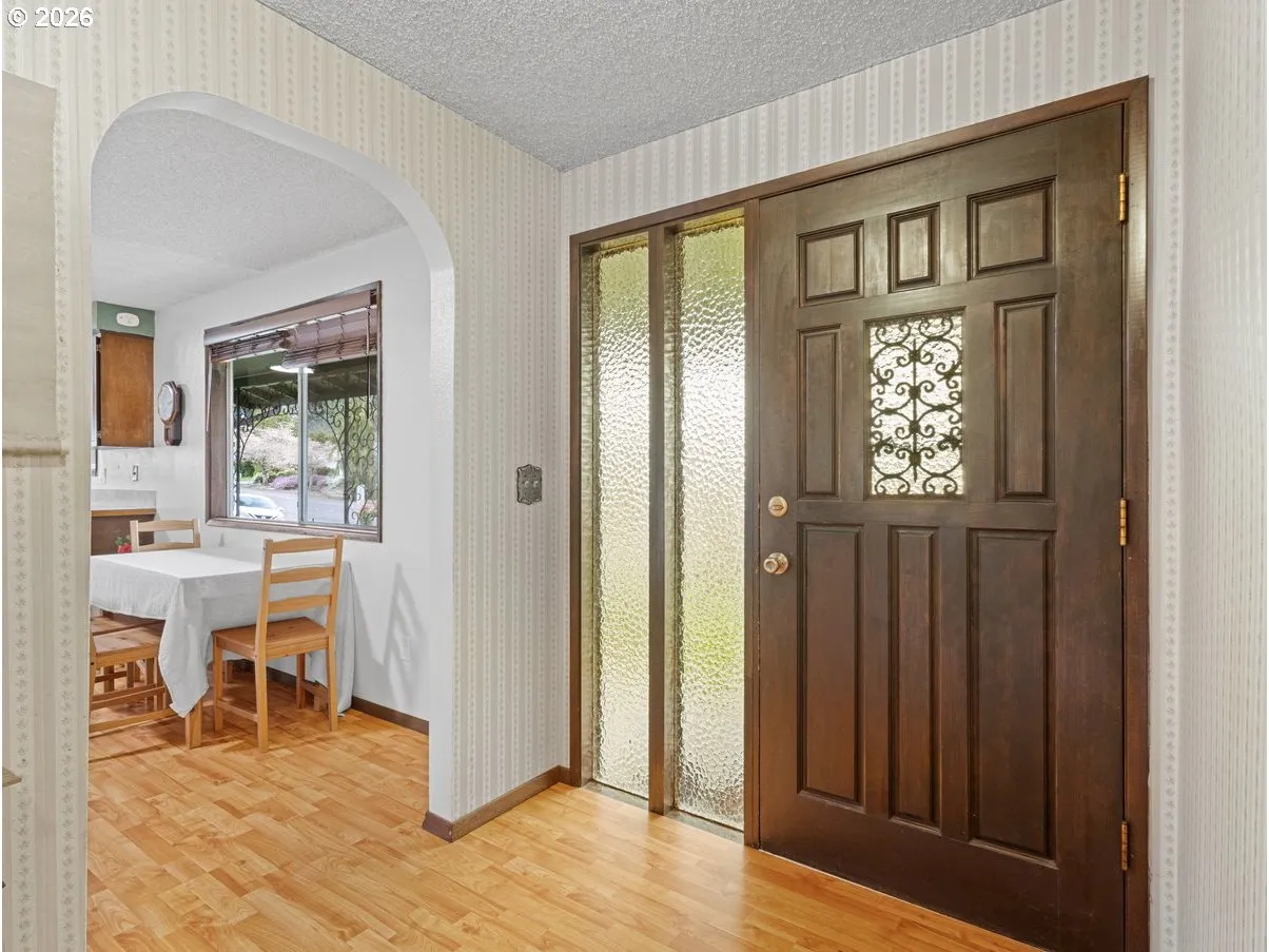 Entrance/Foyer