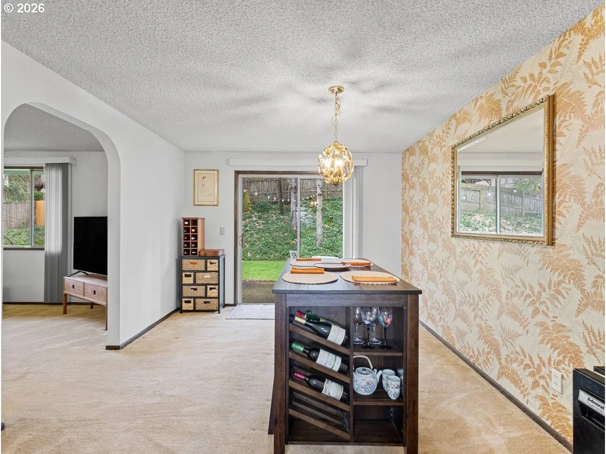 Dining Room-Formal