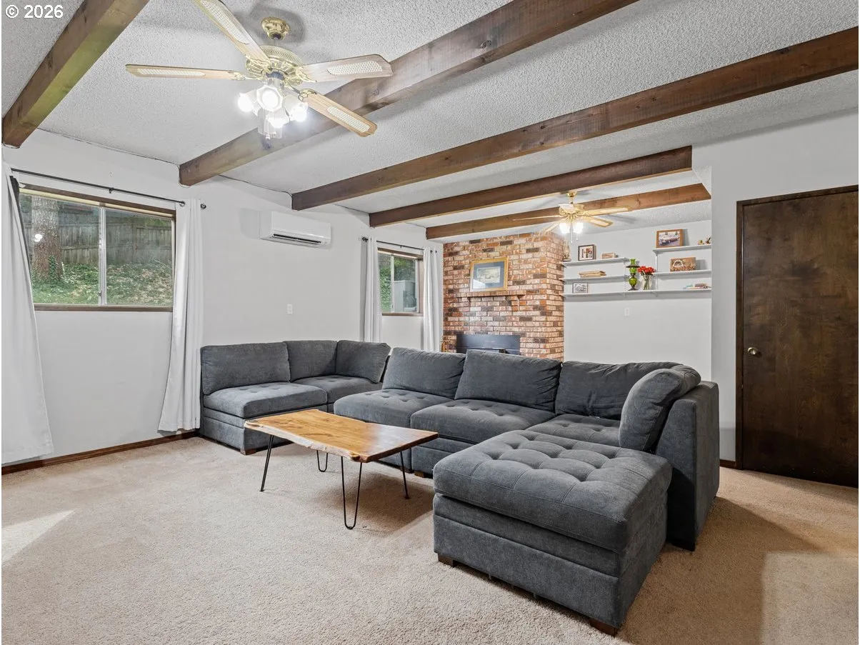 Family Room-Lower
