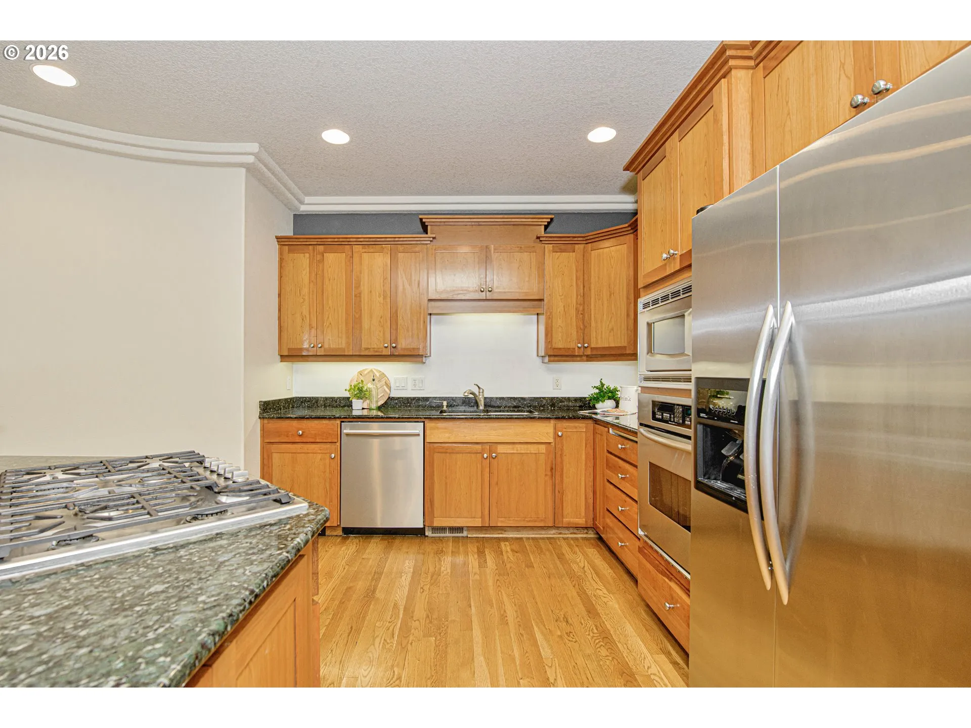Kitchen-Cooking Island