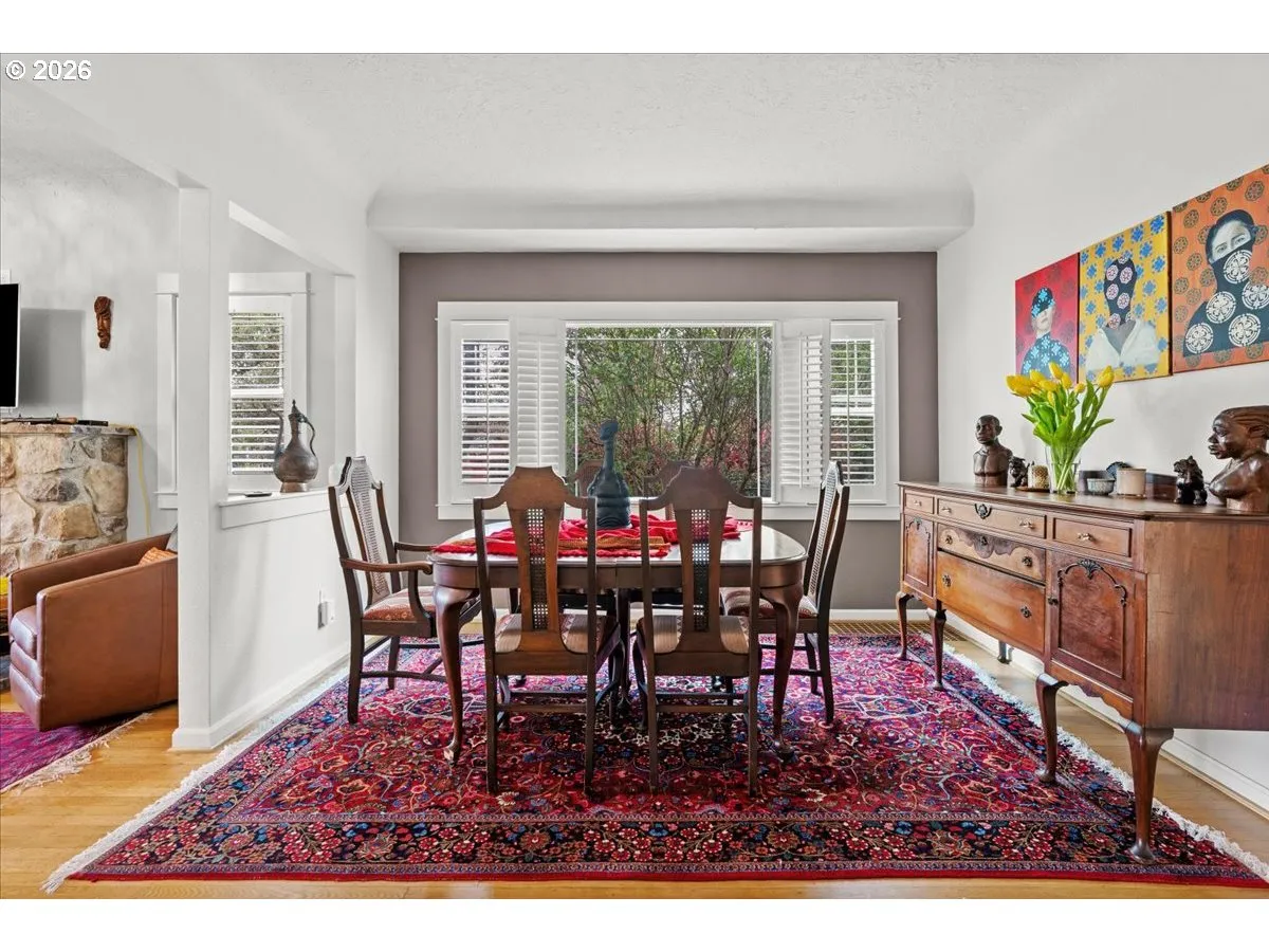 Dining Room-Formal