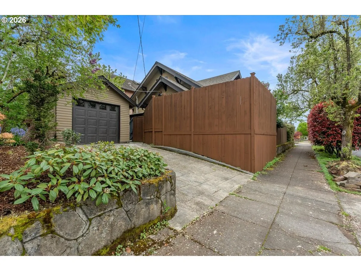 Driveway-Private