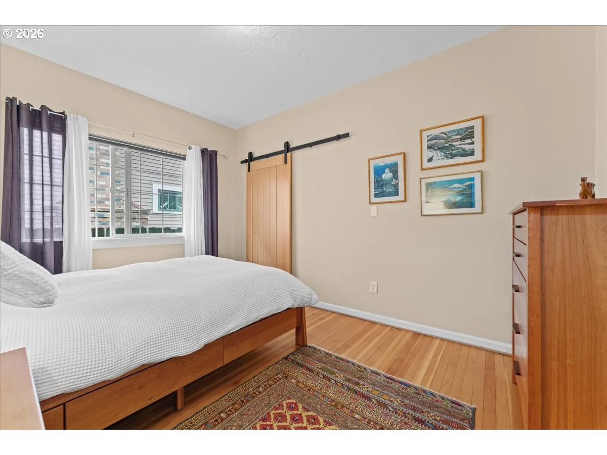 Bedroom-Main