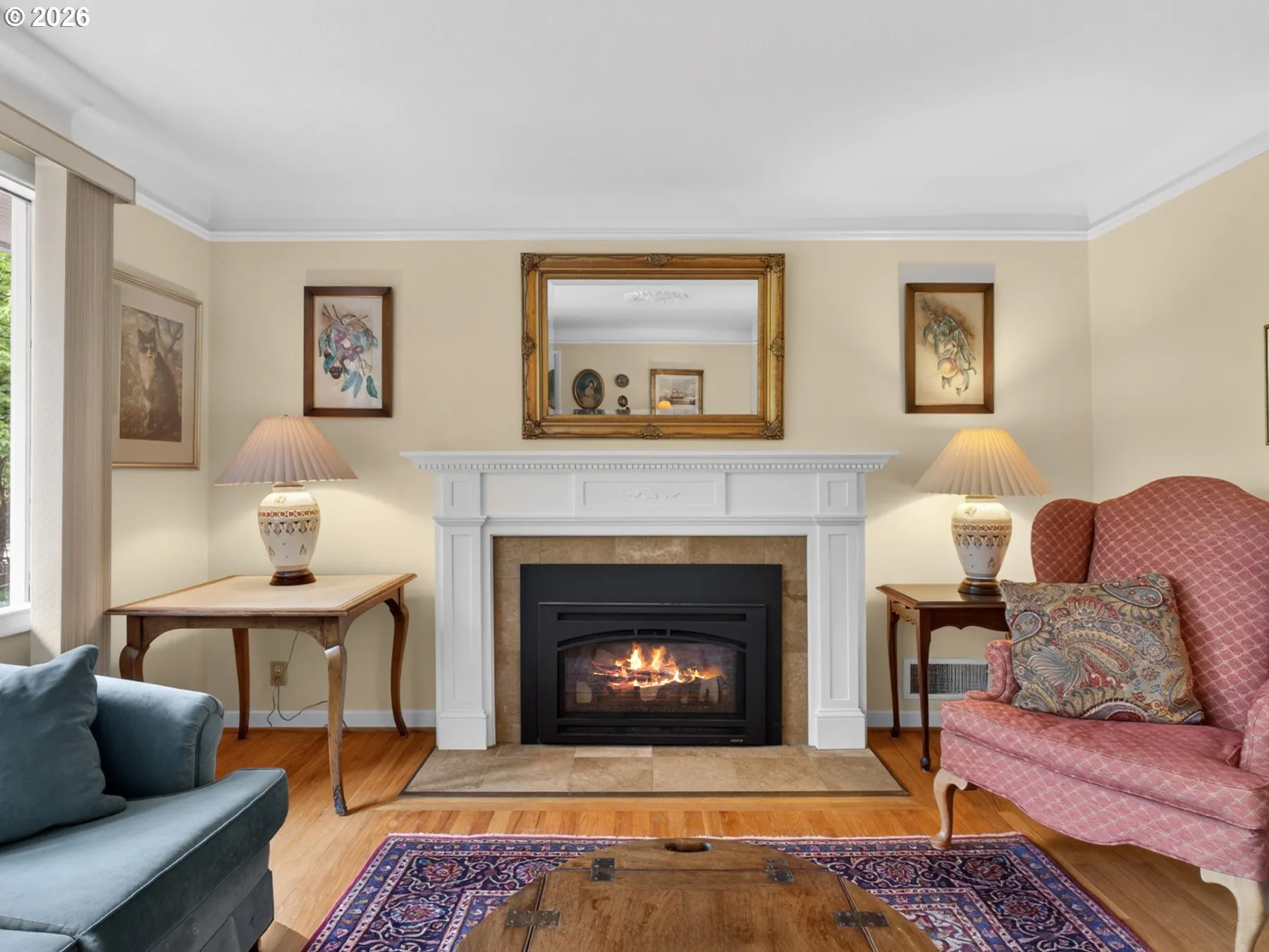 Living Room-Fireplace