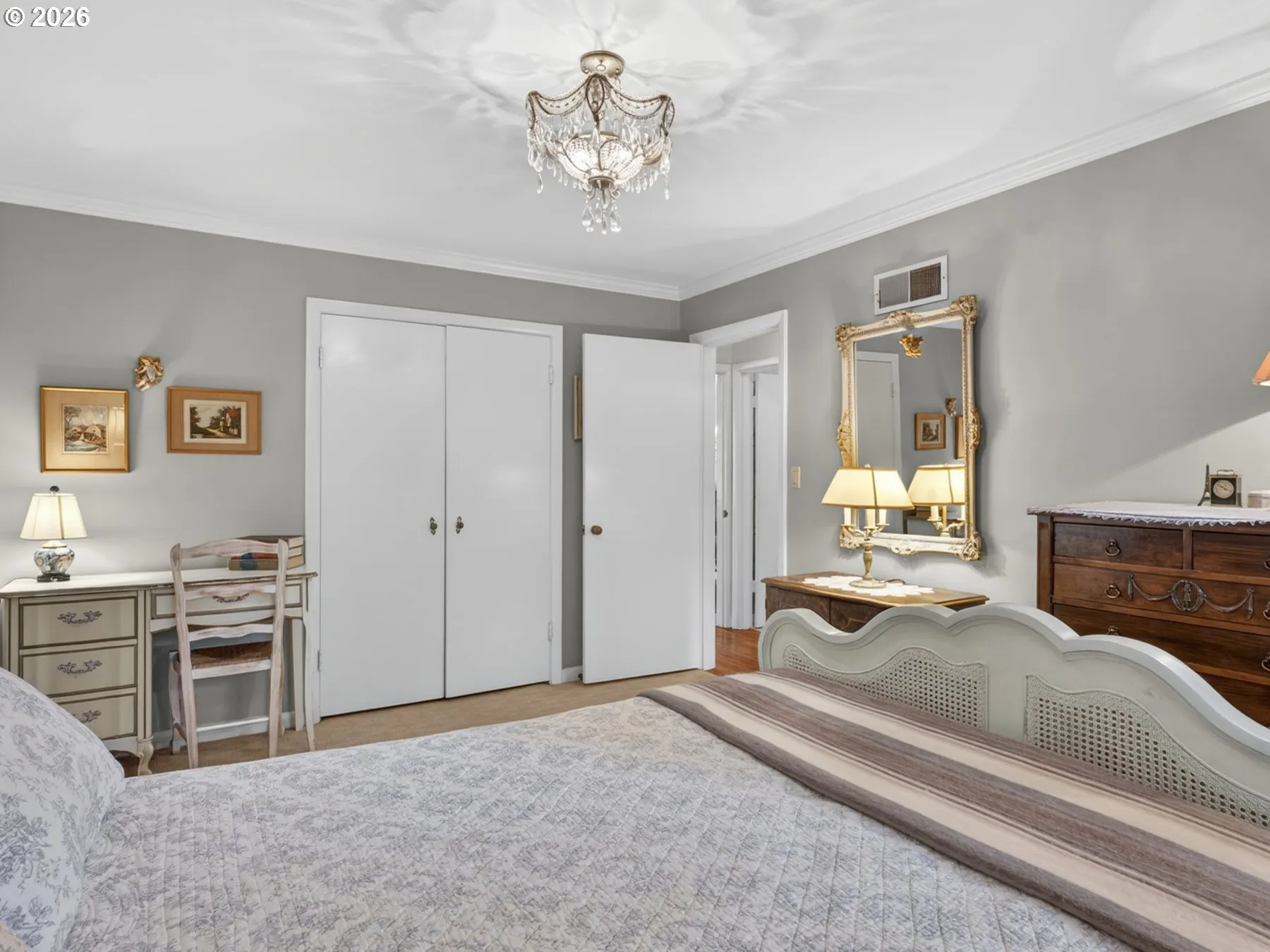 Bedroom, Primary