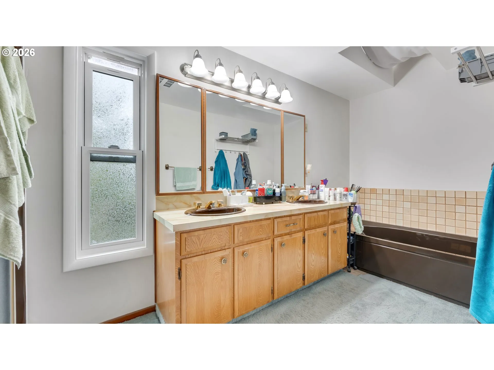 Owner's Suite Bathroom-Garden Tub