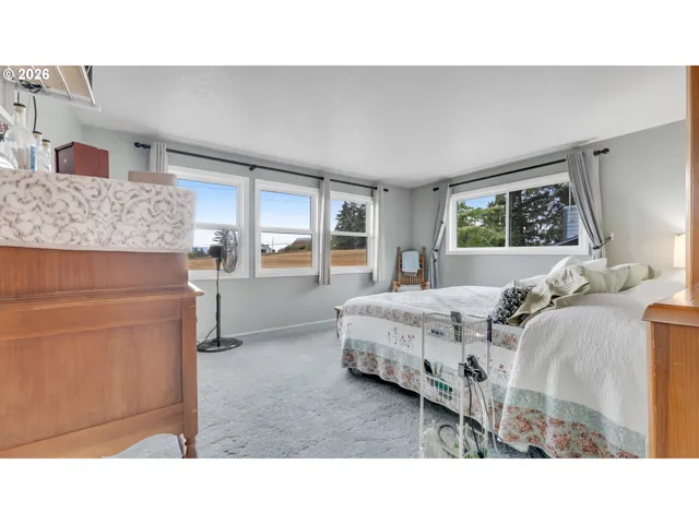 Owner's Suite Bedroom-Upper