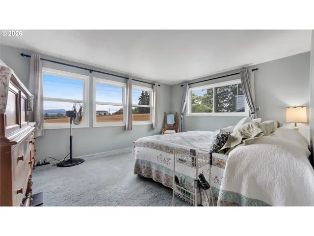 Owner's Suite Bedroom-Upper