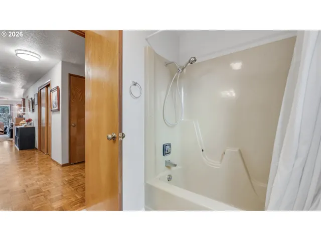 Bathroom-Main