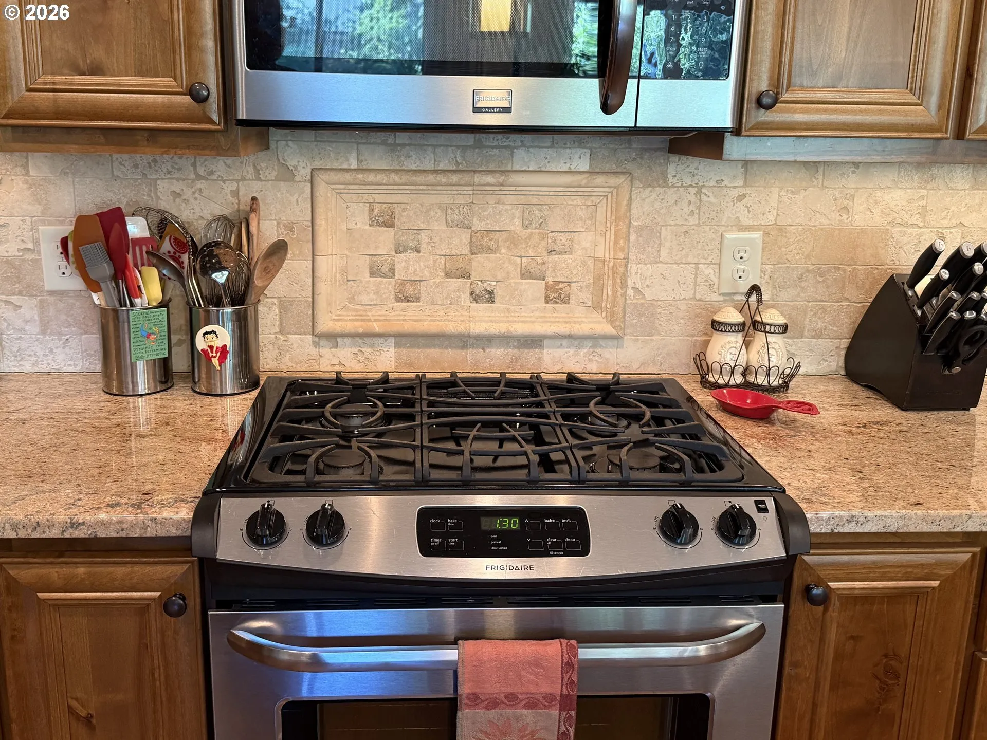 Kitchen-Oven