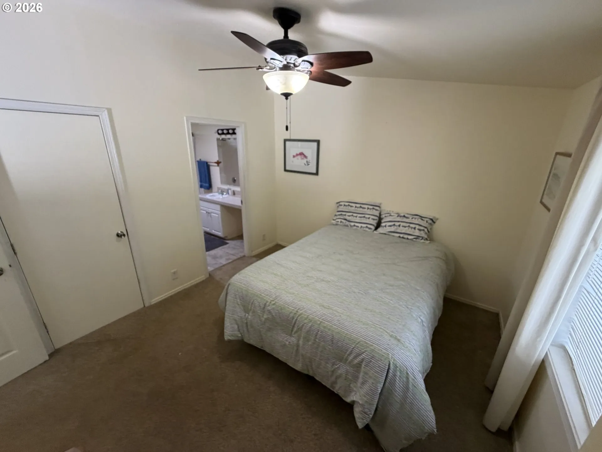 Bedroom, Primary