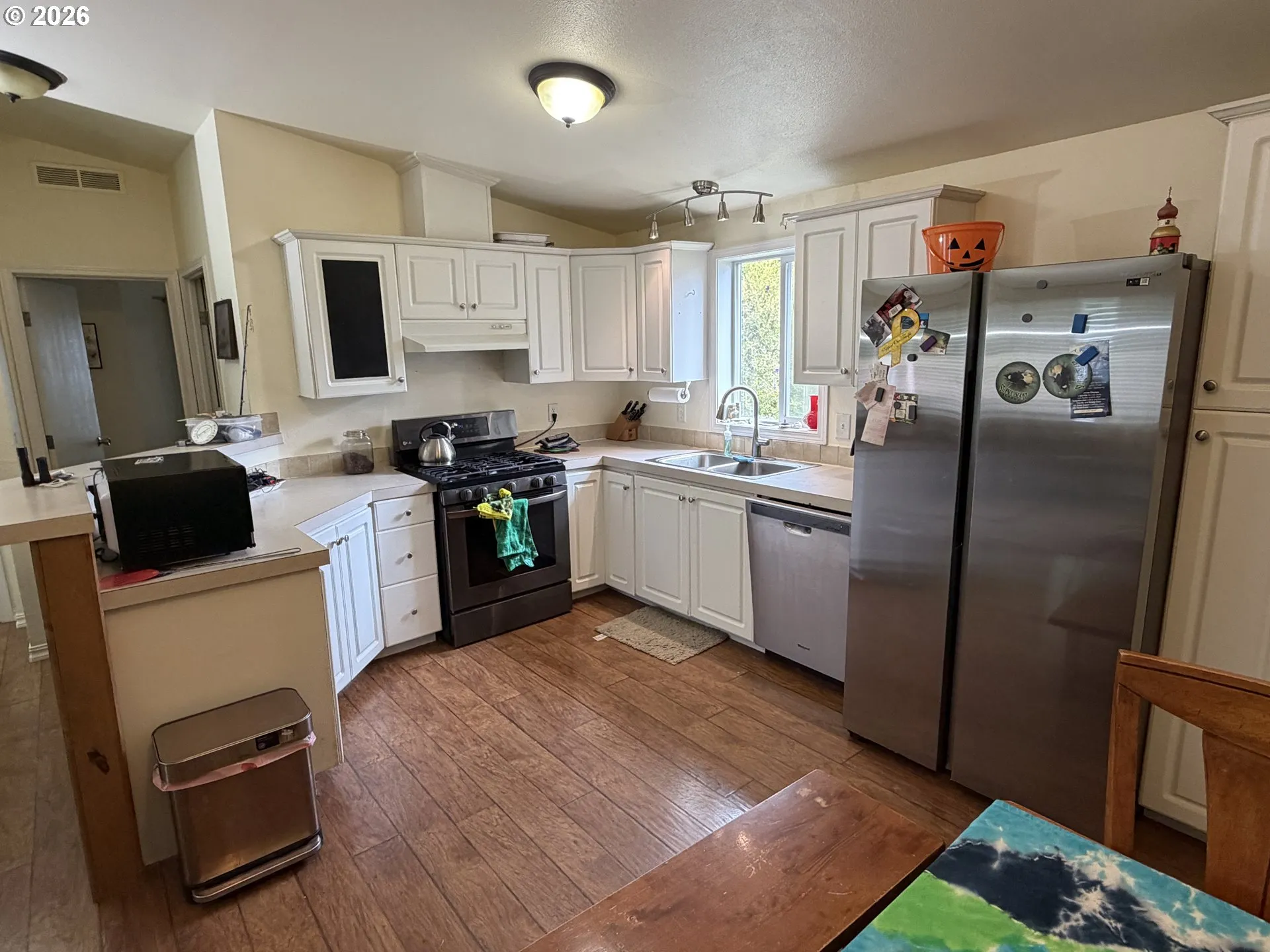 Kitchen/Dining Room-Ceiling Fan
