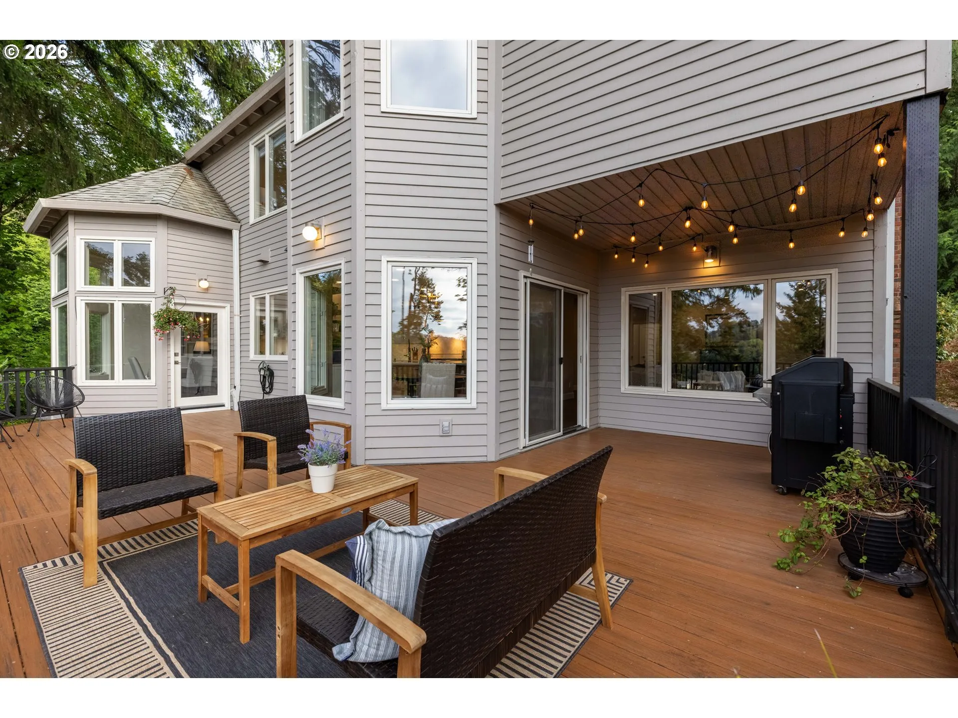 Deck-Main