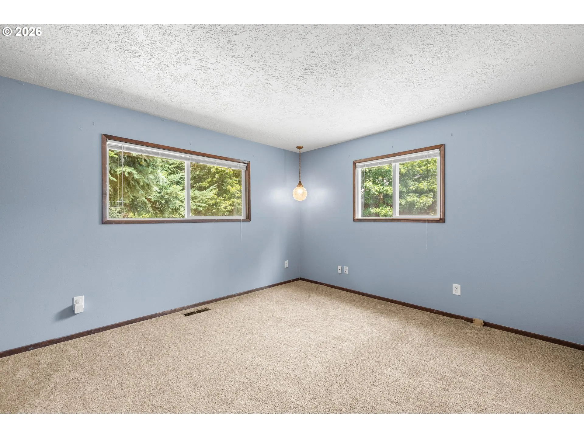 Bedroom, Primary